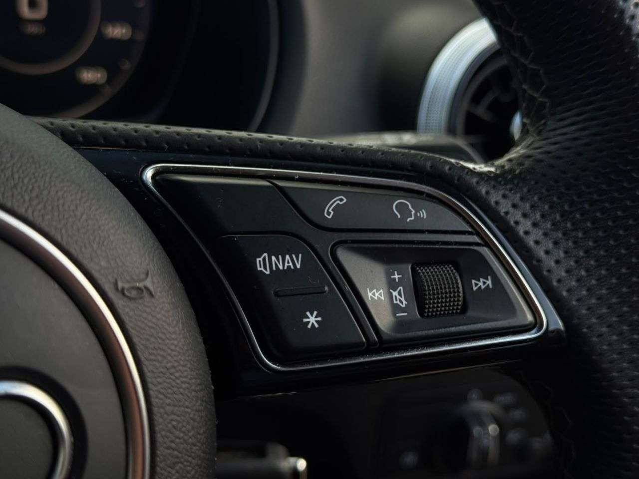 2023 AUDI Q2 2023 AUDI Q2