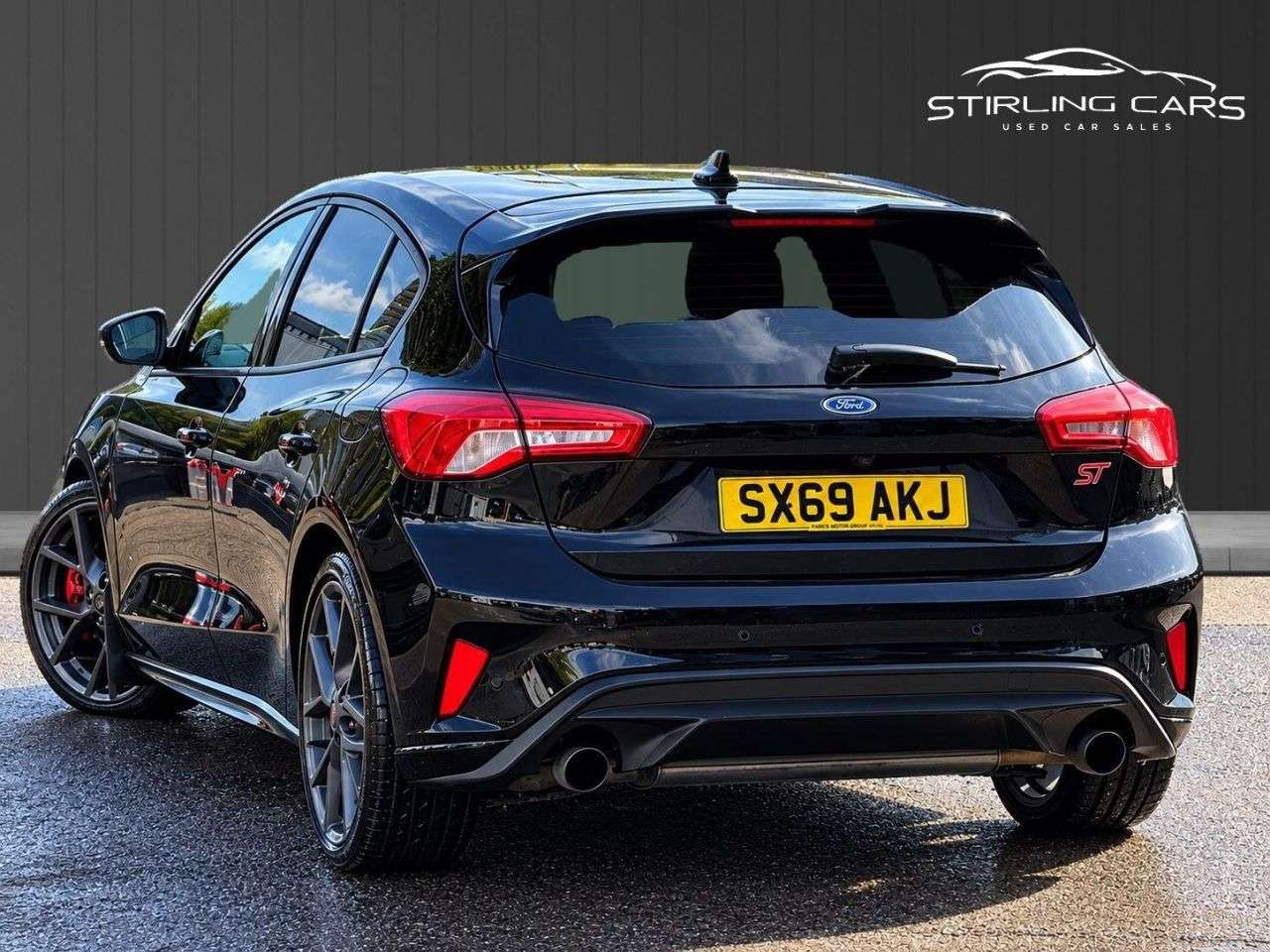 A 2020 FORD FOCUS 2.3T EcoBoost ST Hatchback 5dr Petrol Manual Euro 6 (s/s) (280 ps) FINANCE+ A 2020 FORD FOCUS 2.3T EcoBoost ST Hatchback 5dr Petrol Manual Euro 6 (s/s) (280 ps) FINANCE+