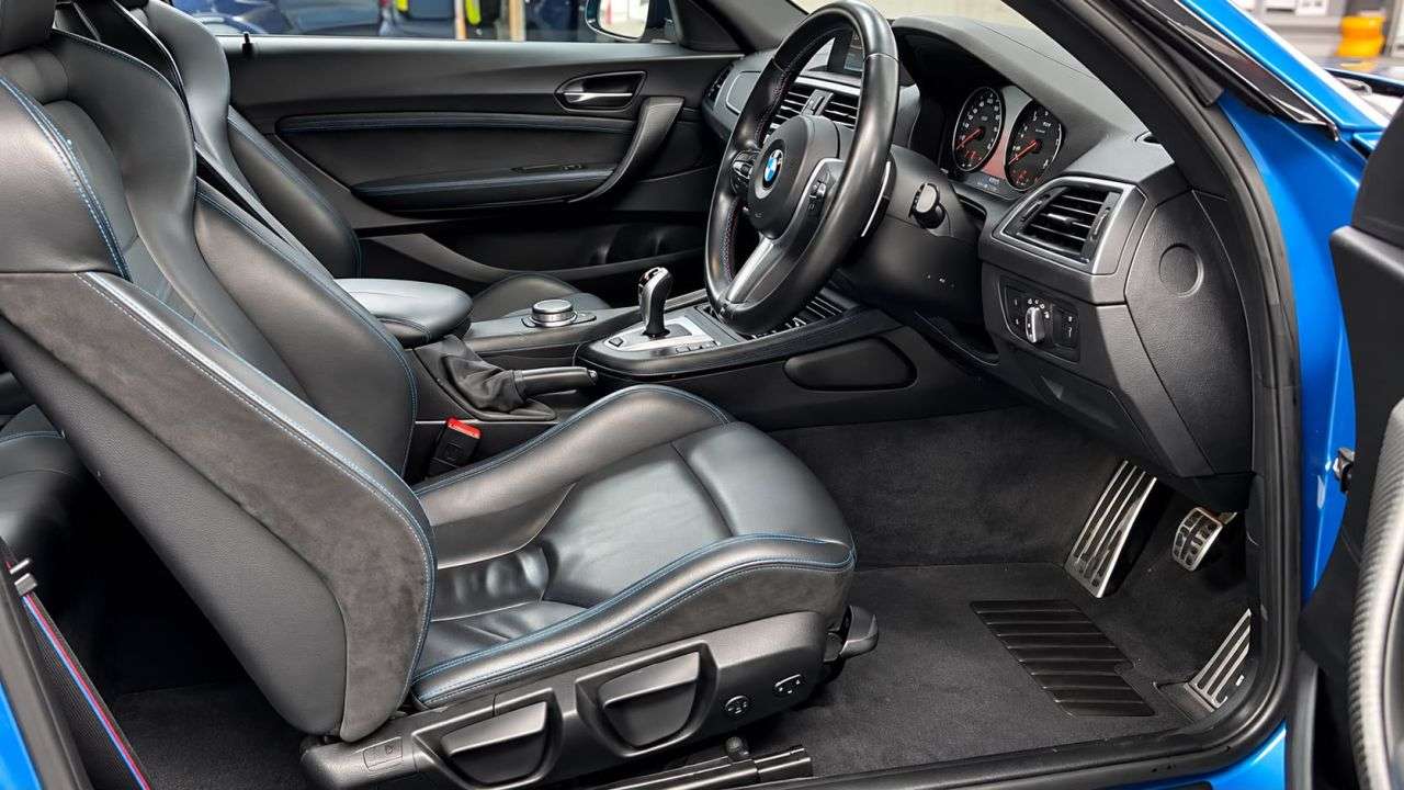 A 2019 BMW M2 3.0 BiTurbo Competition Coupe 2dr Petrol DCT Euro 6 (s/s) (410 ps) A 2019 BMW M2 3.0 BiTurbo Competition Coupe 2dr Petrol DCT Euro 6 (s/s) (410 ps)