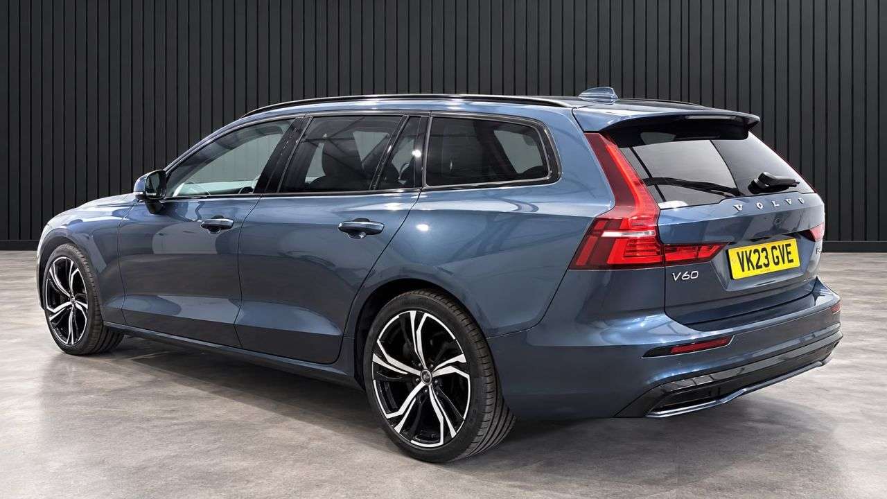 A 2023 VOLVO V60 2.0h T6 Recharge 18.8kWh Plus Dark Estate 5dr Petrol Plug-in Hybrid Auto AW A 2023 VOLVO V60 2.0h T6 Recharge 18.8kWh Plus Dark Estate 5dr Petrol Plug-in Hybrid Auto AW