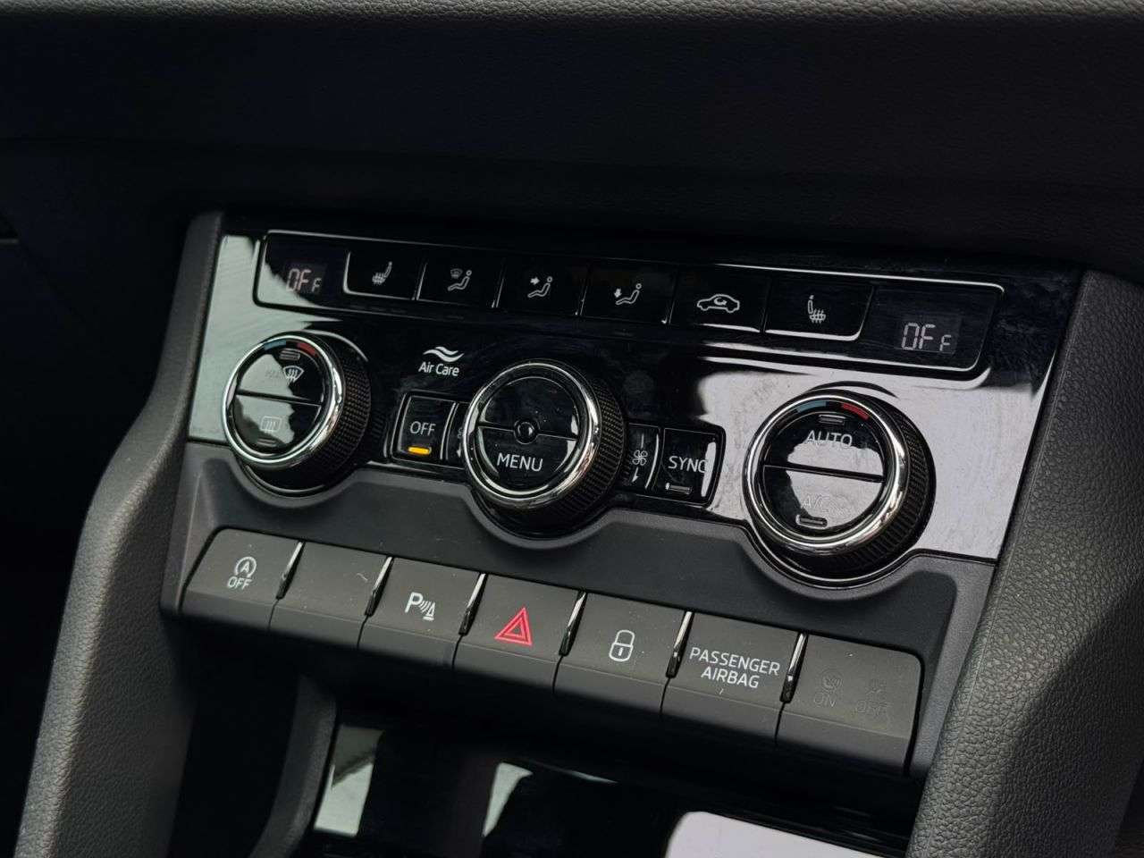 2019 SKODA KAROQ 2019 SKODA KAROQ