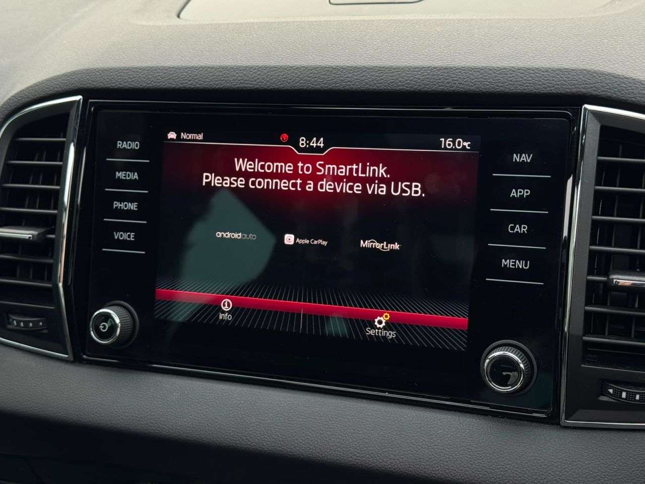 2019 SKODA KAROQ 2019 SKODA KAROQ