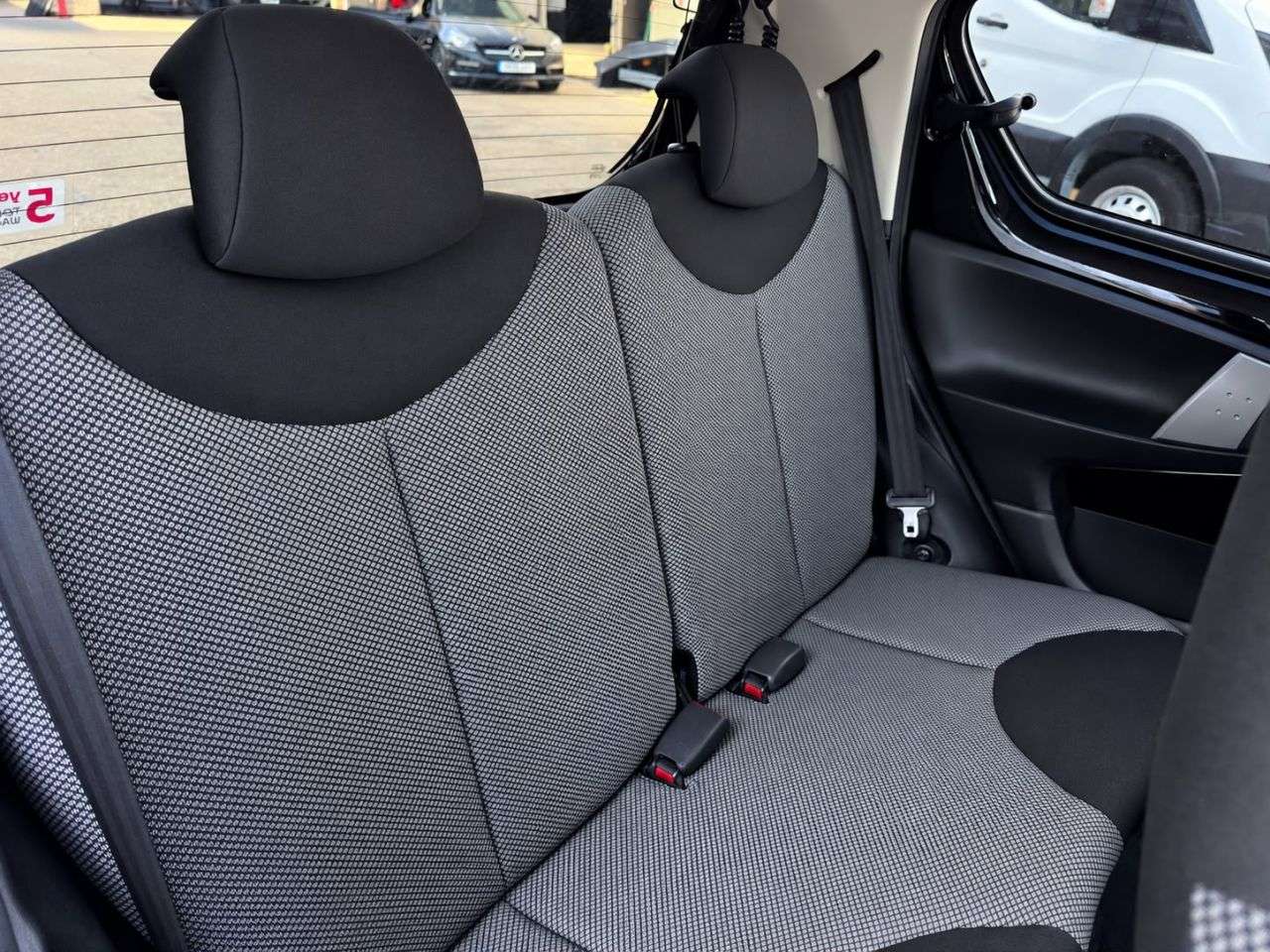2012 TOYOTA AYGO 2012 TOYOTA AYGO