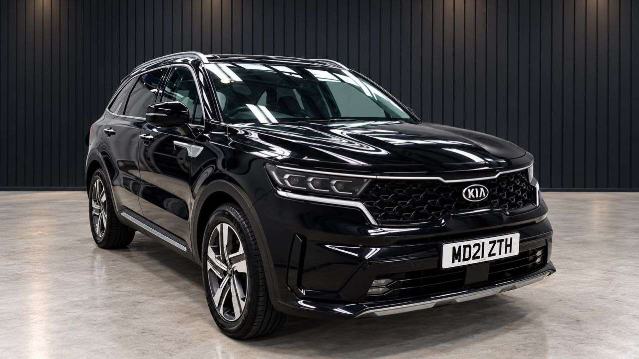 A 2021 KIA SORENTO 1.6 h T-GDi 3 SUV 5dr Petrol Hybrid Auto AWD Euro 6 (s/s) (226 bhp) FINANCE A 2021 KIA SORENTO 1.6 h T-GDi 3 SUV 5dr Petrol Hybrid Auto AWD Euro 6 (s/s) (226 bhp) FINANCE