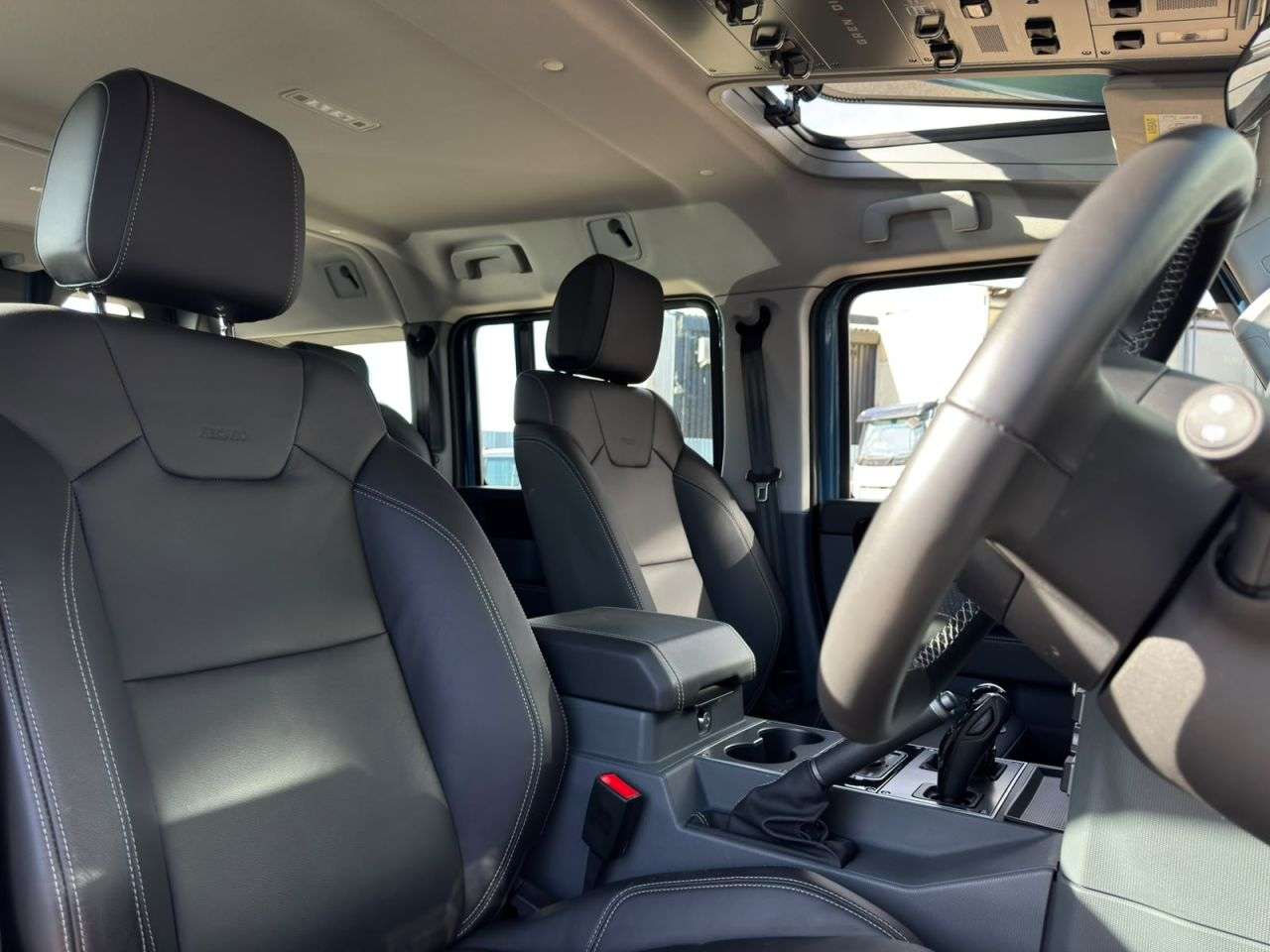 A 2024 INEOS GRENADIER 3.0P Fieldmaster Station Wagon 6dr Petrol Auto 4WD Euro 6 (s/s) (286 ps) FI A 2024 INEOS GRENADIER 3.0P Fieldmaster Station Wagon 6dr Petrol Auto 4WD Euro 6 (s/s) (286 ps) FI
