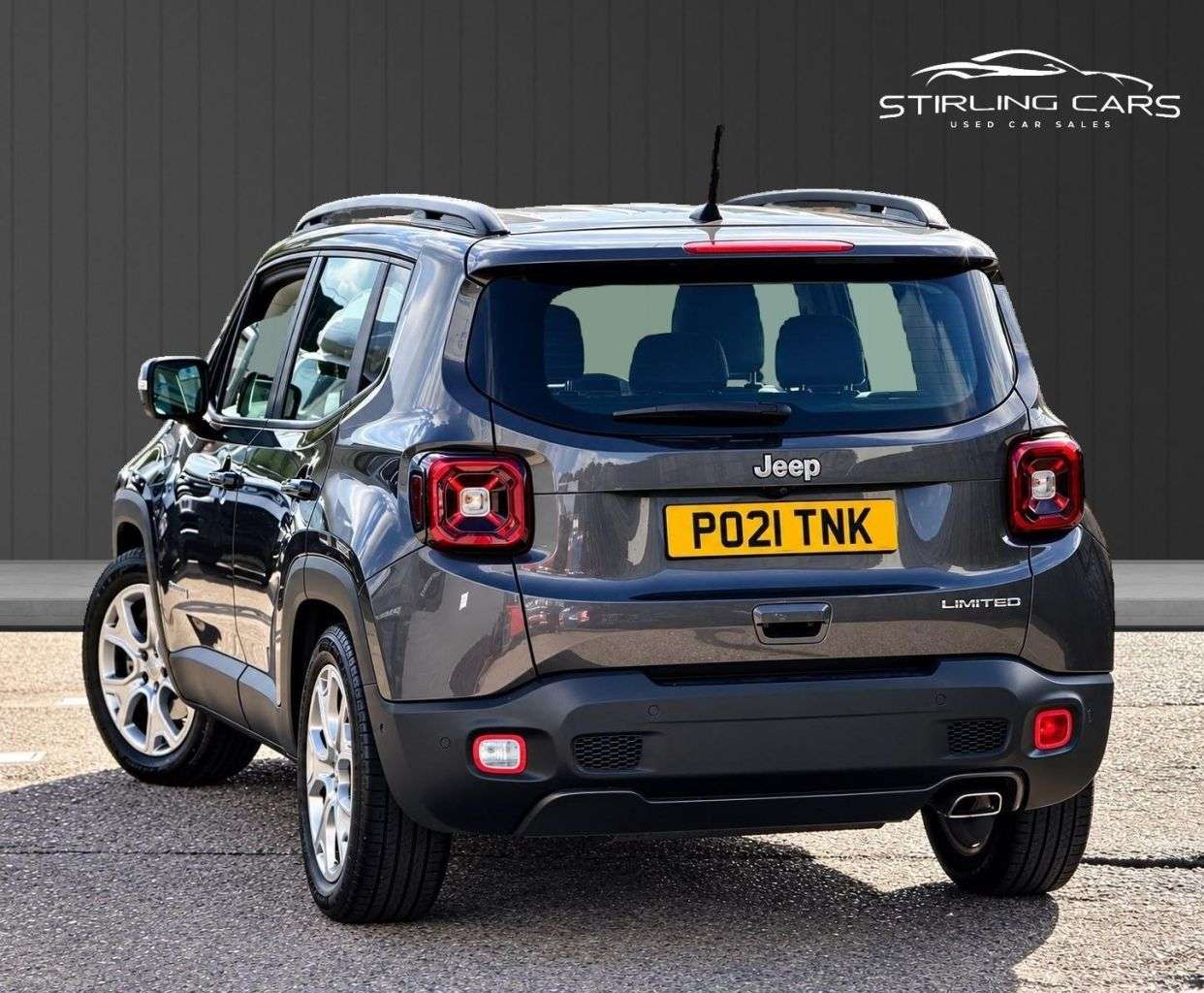 A 2021 JEEP RENEGADE 1.3 GSE T4 Limited SUV 5dr Petrol DDCT Euro 6 (s/s) (150 ps) FINANCE+WARRAN A 2021 JEEP RENEGADE 1.3 GSE T4 Limited SUV 5dr Petrol DDCT Euro 6 (s/s) (150 ps) FINANCE+WARRAN