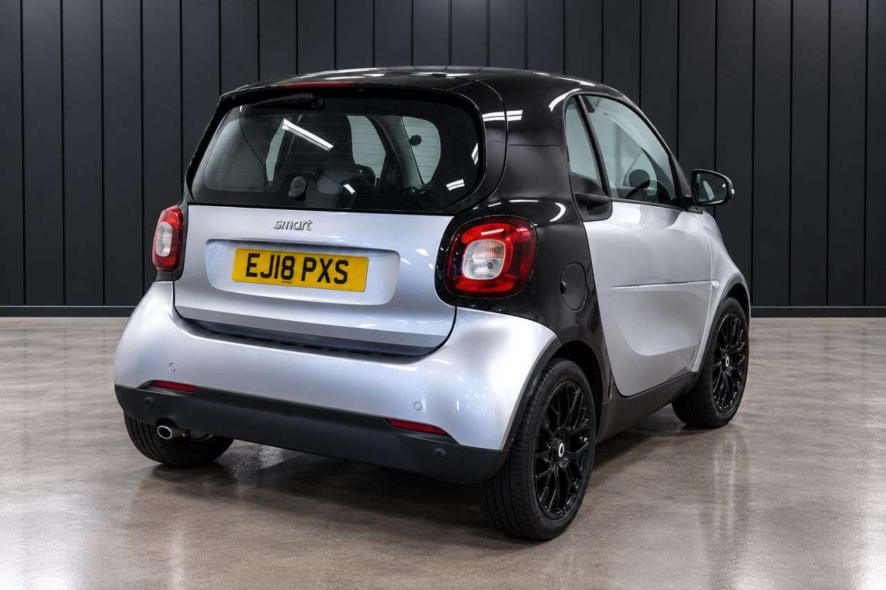 A 2018 SMART FORTWO 1.0 Prime Sport (Premium) Coupe 2dr Petrol Twinamic Euro 6 (s/s) (71 ps) FI A 2018 SMART FORTWO 1.0 Prime Sport (Premium) Coupe 2dr Petrol Twinamic Euro 6 (s/s) (71 ps) FI