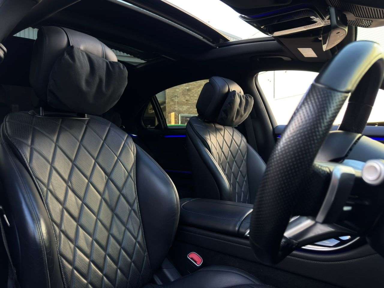 A 2021 MERCEDES-BENZ S CLASS 3.0 S500Lh MHEV AMG Line (Premium Plus, Executive) Saloon 4dr Petrol Hybrid A 2021 MERCEDES-BENZ S CLASS 3.0 S500Lh MHEV AMG Line (Premium Plus, Executive) Saloon 4dr Petrol Hybrid