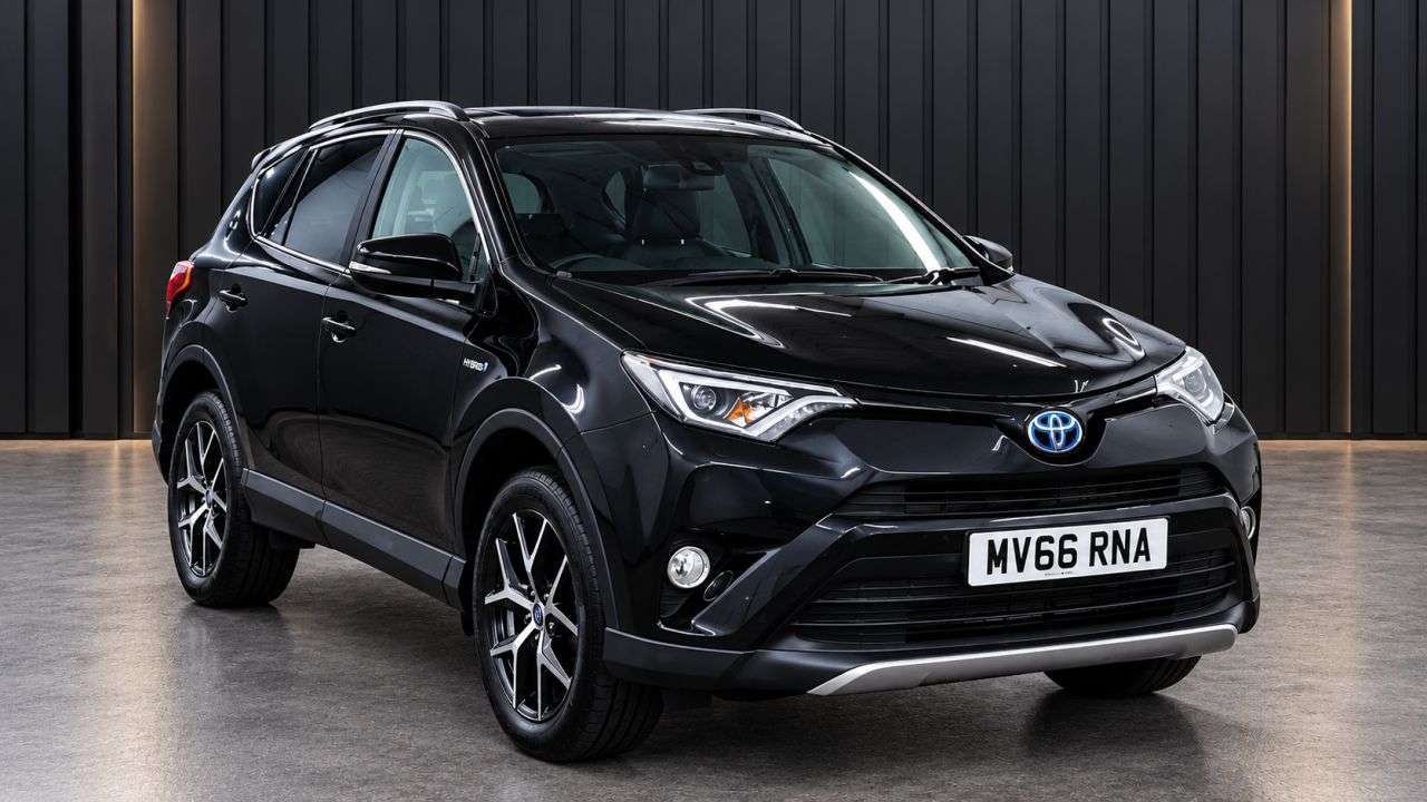 A 2016 TOYOTA RAV4 2.5 VVT-h Icon SUV 5dr Petrol Hybrid CVT 4WD Euro 6 (s/s) (Safety Sense) (1 A 2016 TOYOTA RAV4 2.5 VVT-h Icon SUV 5dr Petrol Hybrid CVT 4WD Euro 6 (s/s) (Safety Sense) (1