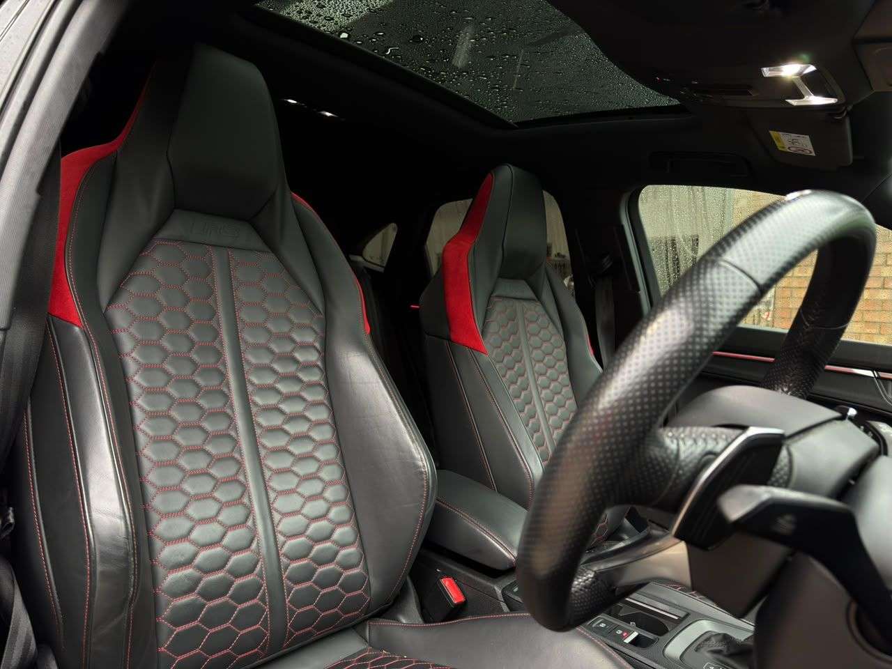 A 2022 AUDI RS Q3 2.5 TFSI Audi Sport Edition Sportback 5dr Petrol S Tronic quattro Euro 6 (s A 2022 AUDI RS Q3 2.5 TFSI Audi Sport Edition Sportback 5dr Petrol S Tronic quattro Euro 6 (s