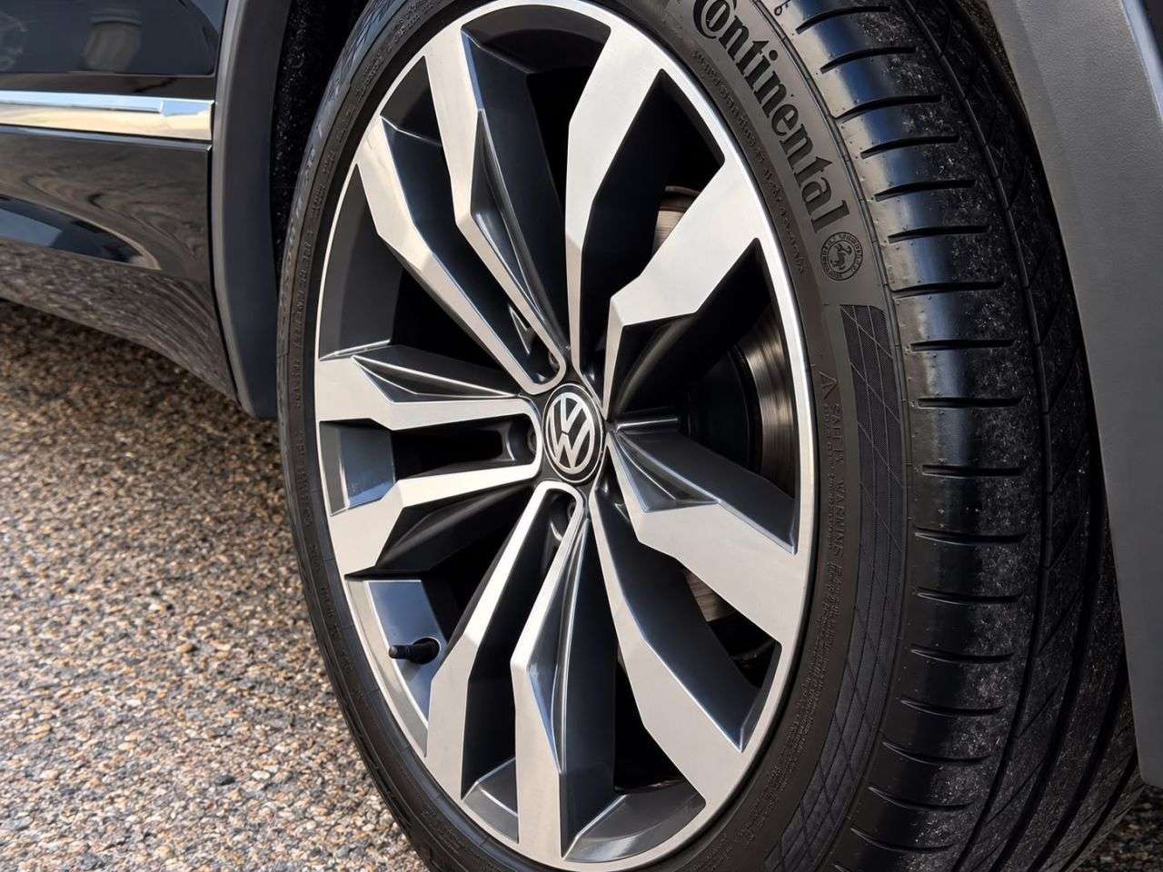 2017 VOLKSWAGEN TIGUAN 2017 VOLKSWAGEN TIGUAN