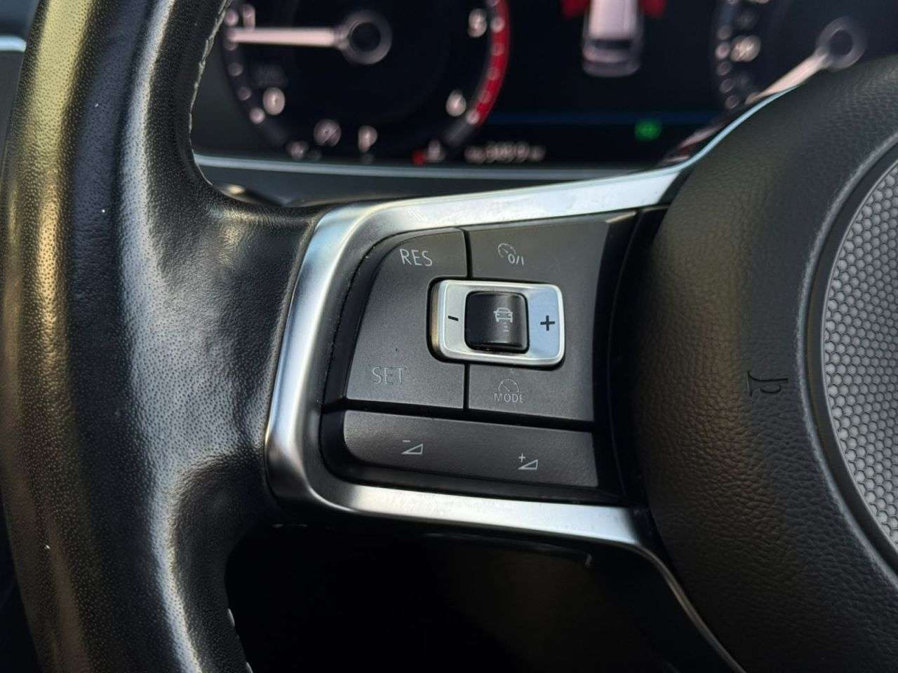 2017 VOLKSWAGEN TIGUAN 2017 VOLKSWAGEN TIGUAN