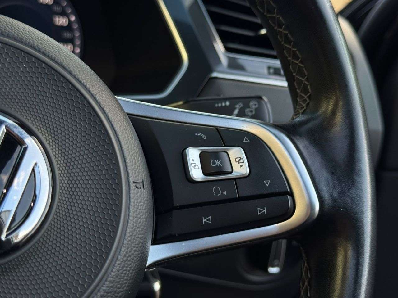 2017 VOLKSWAGEN TIGUAN 2017 VOLKSWAGEN TIGUAN