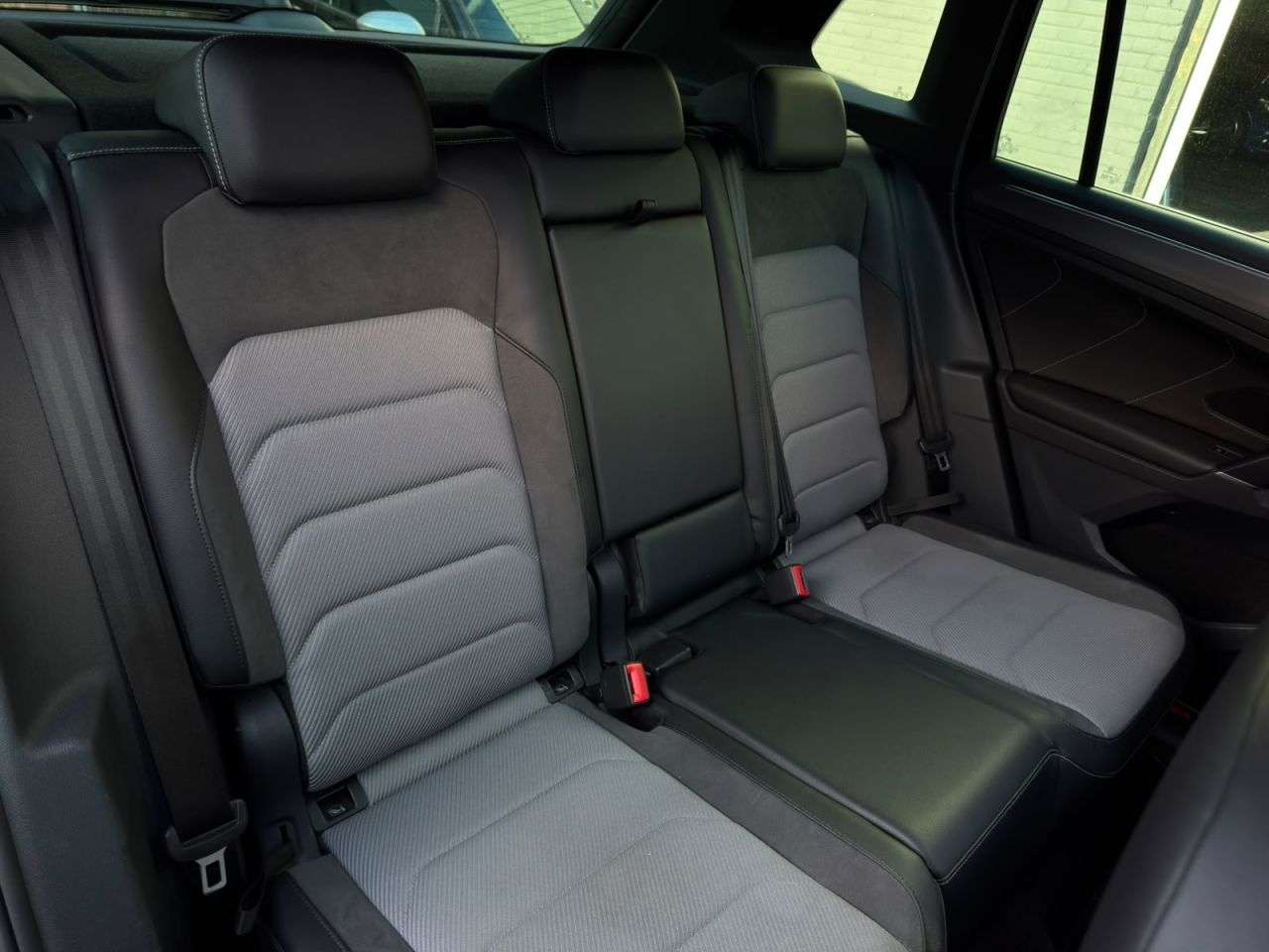 2017 VOLKSWAGEN TIGUAN 2017 VOLKSWAGEN TIGUAN