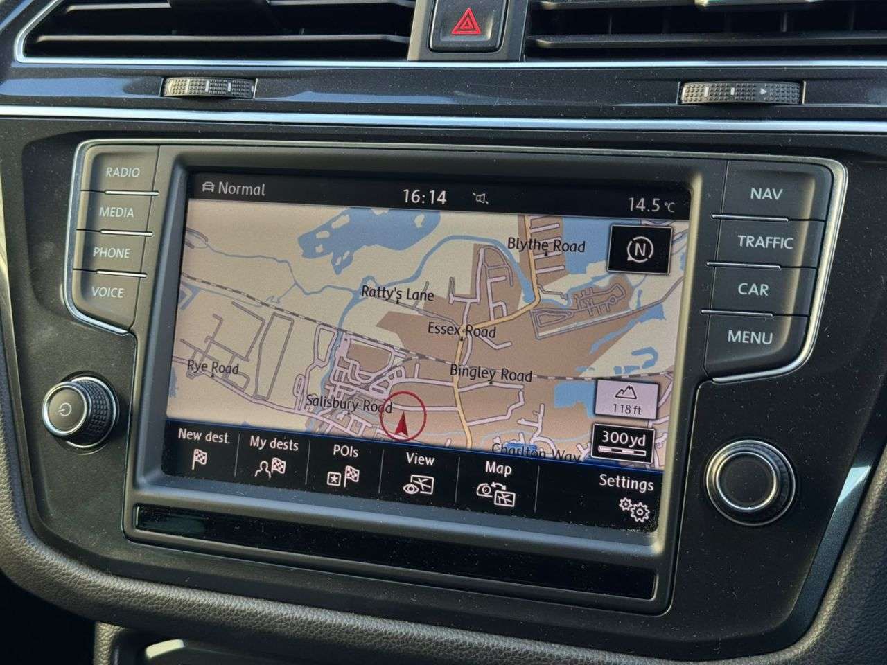 2017 VOLKSWAGEN TIGUAN 2017 VOLKSWAGEN TIGUAN