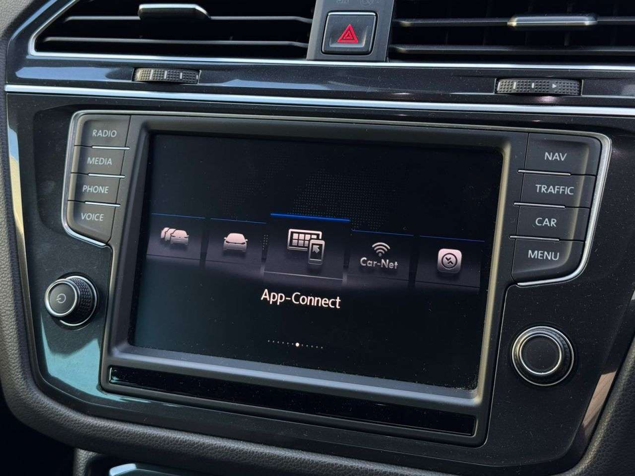 2017 VOLKSWAGEN TIGUAN 2017 VOLKSWAGEN TIGUAN