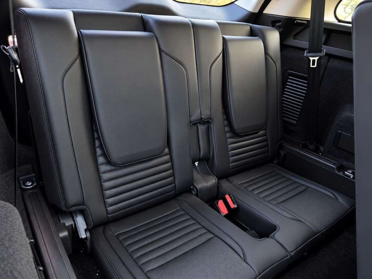 2019 LAND ROVER DISCOVERY SPORT 2019 LAND ROVER DISCOVERY SPORT