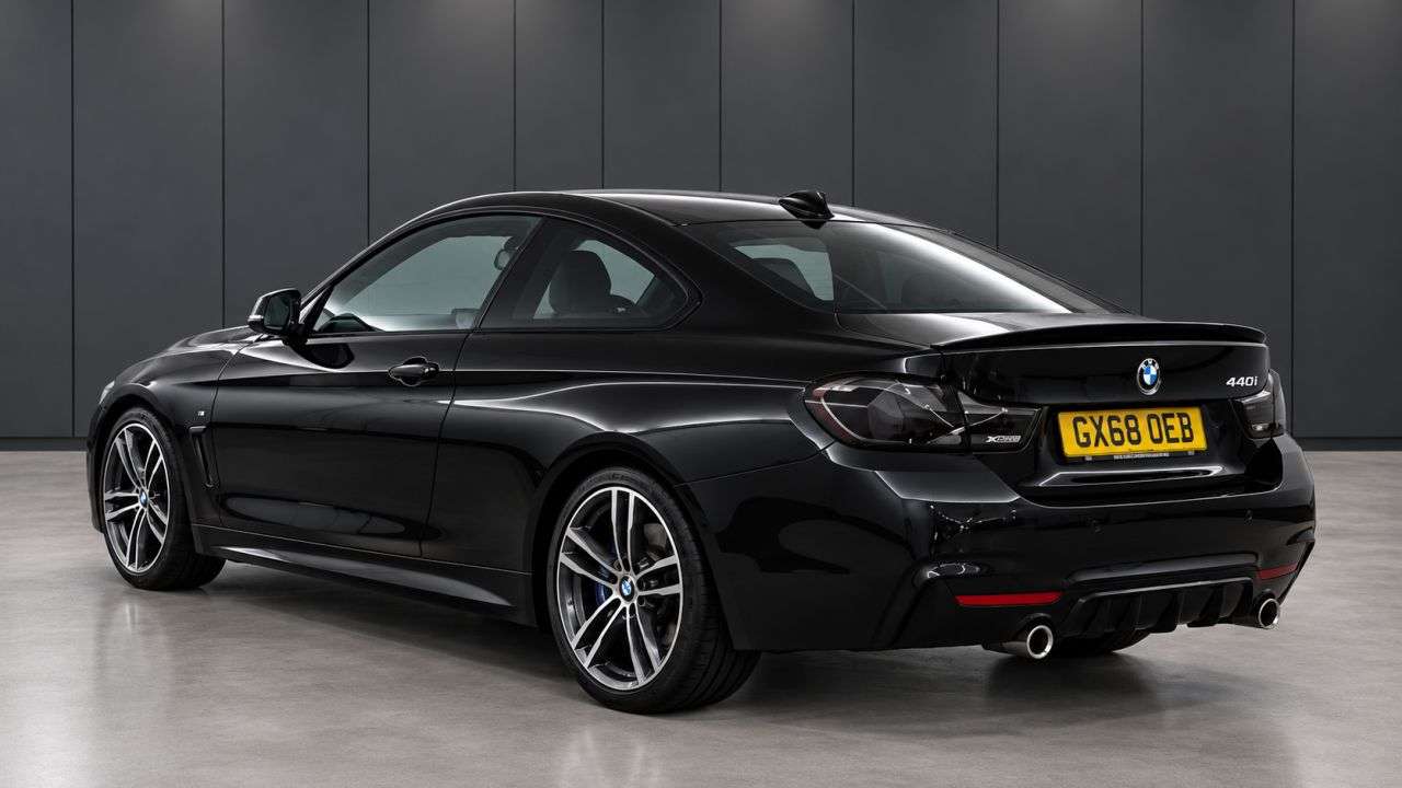 A 2018 BMW 4 SERIES 3.0 440i GPF M Sport Coupe 2dr Petrol Auto Euro 6 (s/s) (326 ps) A 2018 BMW 4 SERIES 3.0 440i GPF M Sport Coupe 2dr Petrol Auto Euro 6 (s/s) (326 ps)