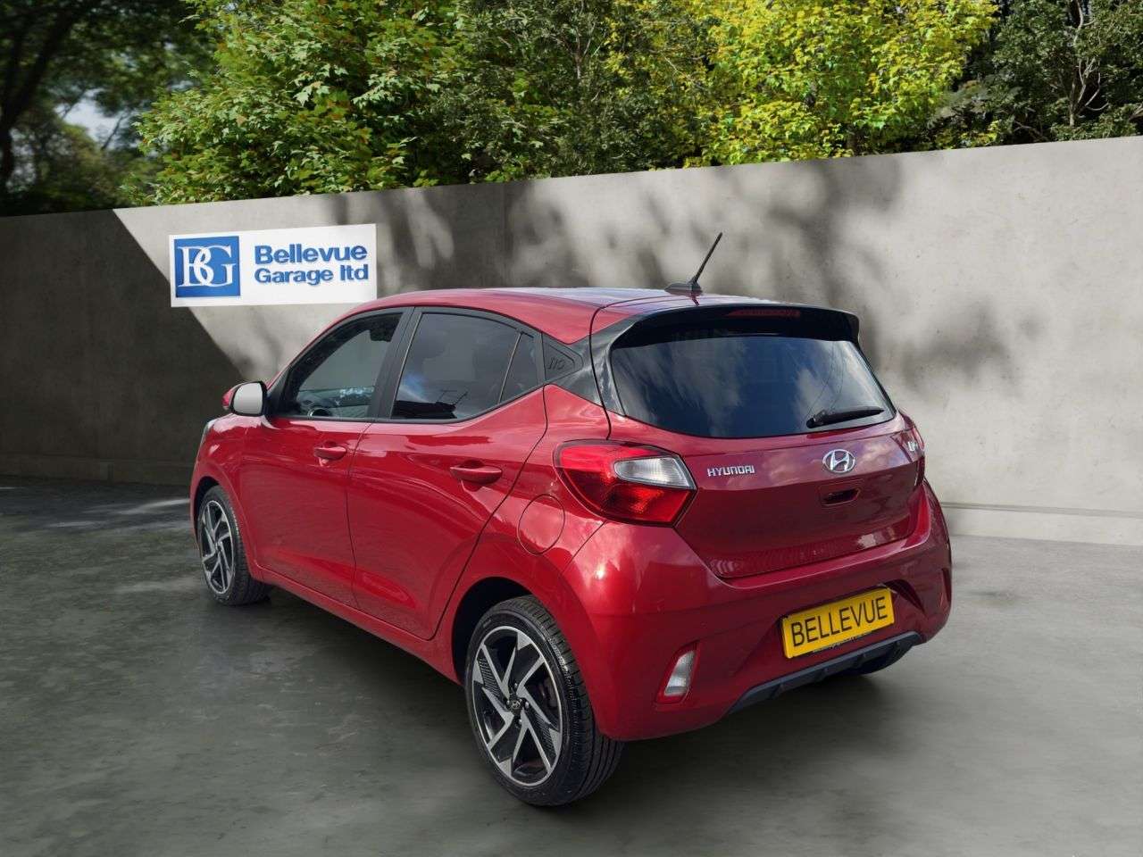 A 2021 HYUNDAI I10 1.0 Premium Hatchback 5dr Petrol Manual Euro 6 (s/s) (67 ps) A 2021 HYUNDAI I10 1.0 Premium Hatchback 5dr Petrol Manual Euro 6 (s/s) (67 ps)