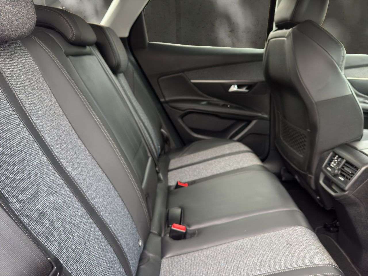 2018 PEUGEOT 3008 2018 PEUGEOT 3008