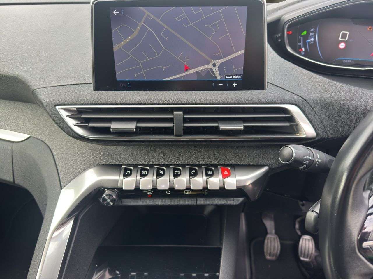 2018 PEUGEOT 3008 2018 PEUGEOT 3008