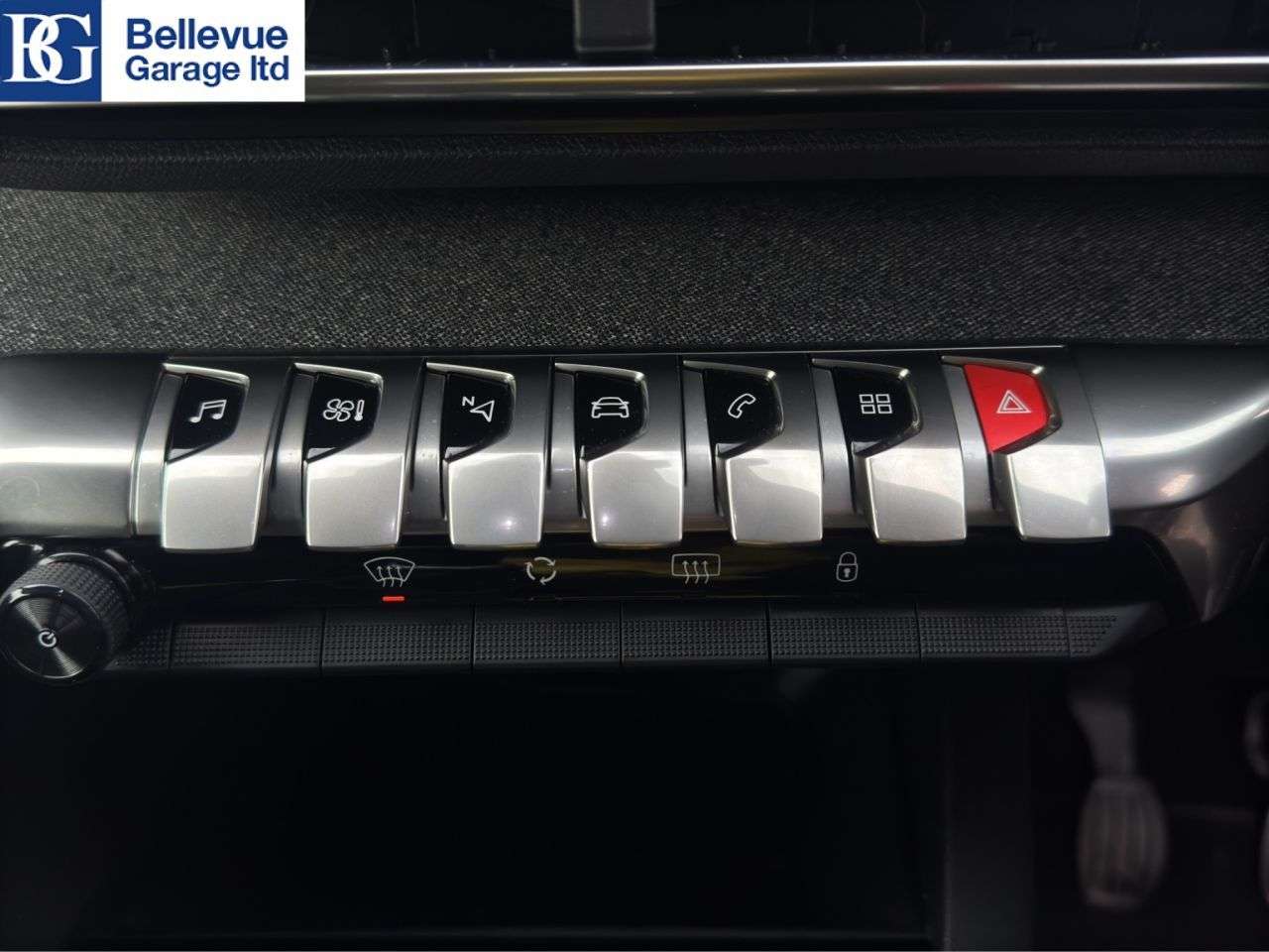 2018 PEUGEOT 3008 2018 PEUGEOT 3008