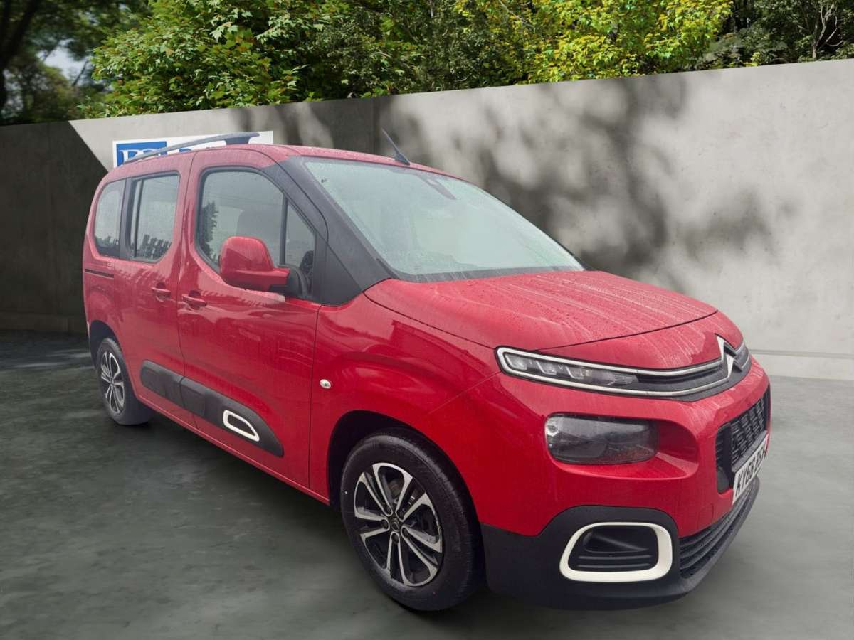 Check out this Citroen Berlingo 2018 Diesel Manual