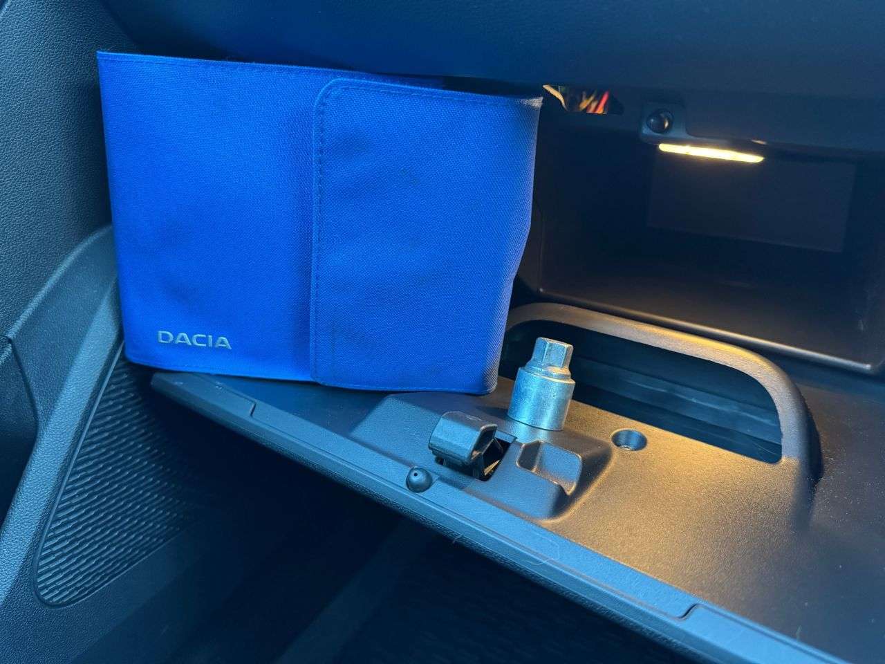 2019 DACIA DUSTER 2019 DACIA DUSTER