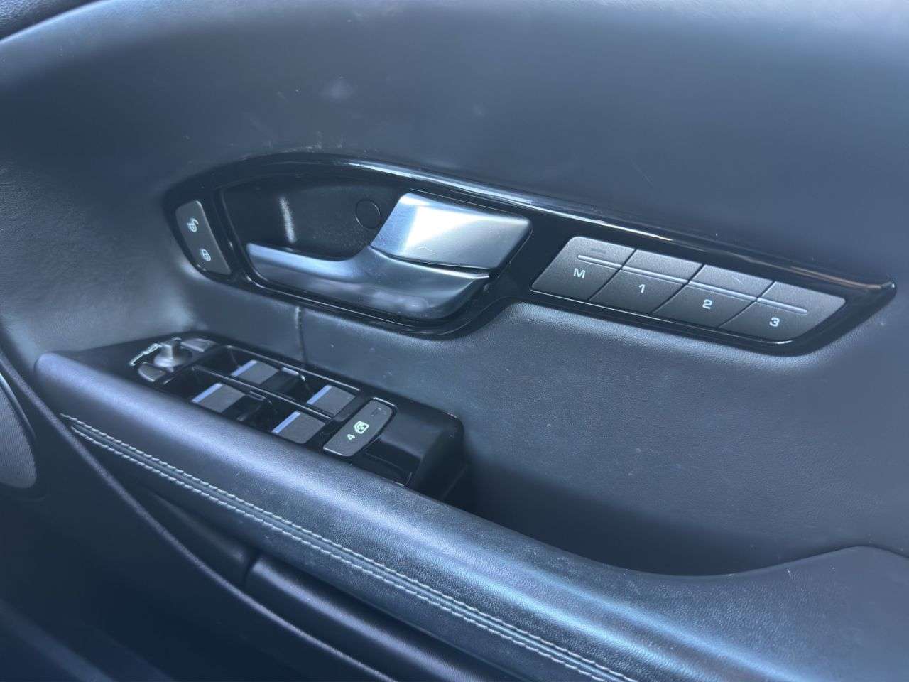 2017 LAND ROVER RANGE ROVER EVOQUE 2017 LAND ROVER RANGE ROVER EVOQUE