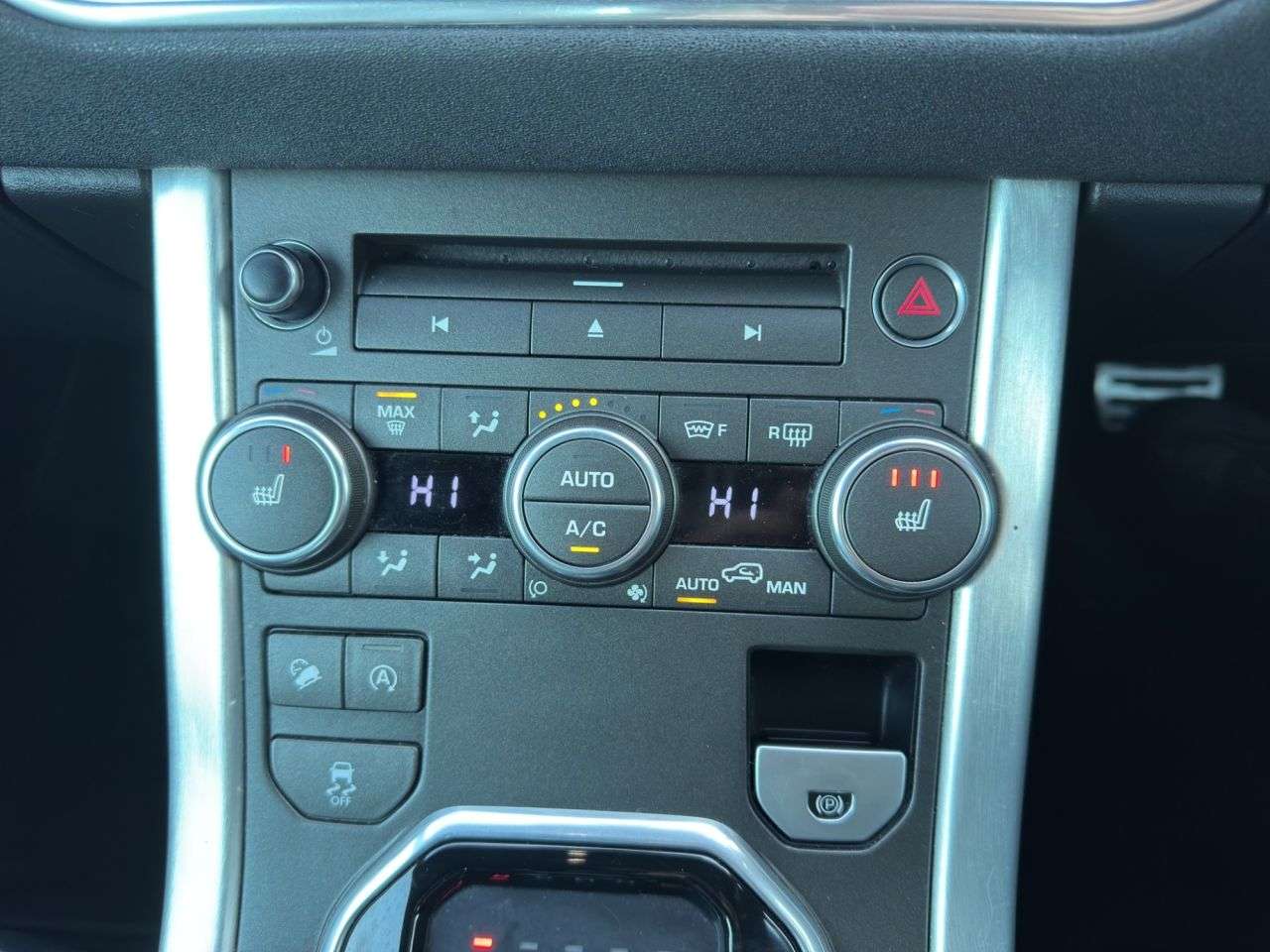 2017 LAND ROVER RANGE ROVER EVOQUE 2017 LAND ROVER RANGE ROVER EVOQUE