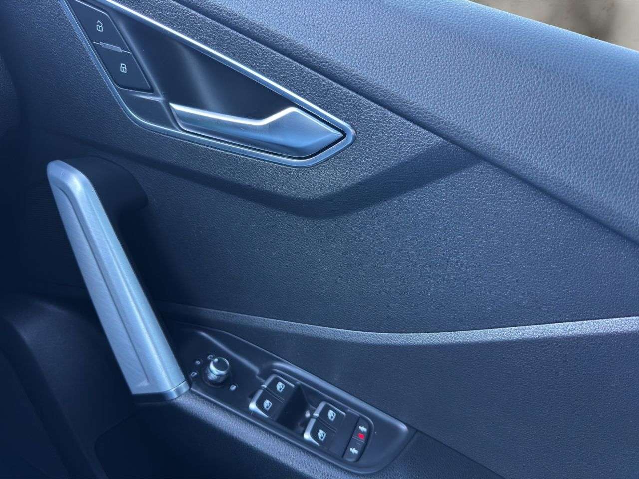 2018 AUDI Q2 2018 AUDI Q2