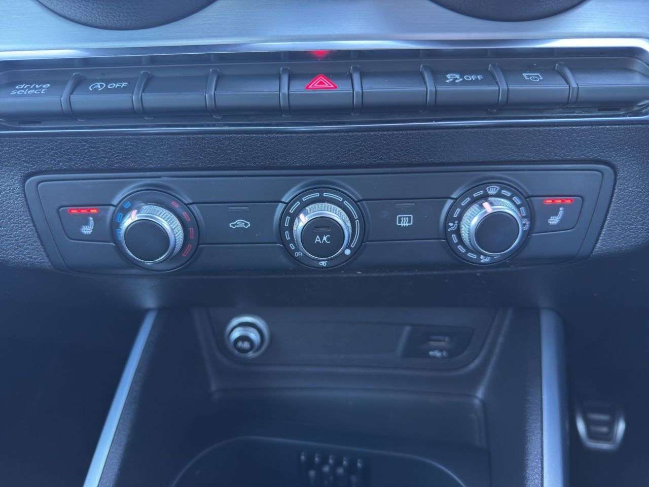 2018 AUDI Q2 2018 AUDI Q2