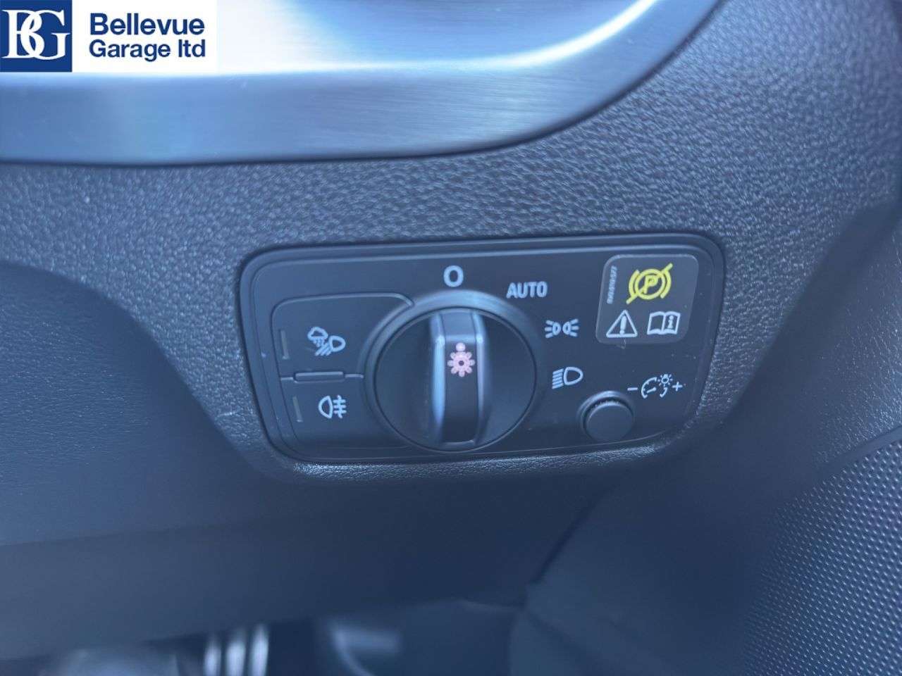 2018 AUDI Q2 2018 AUDI Q2