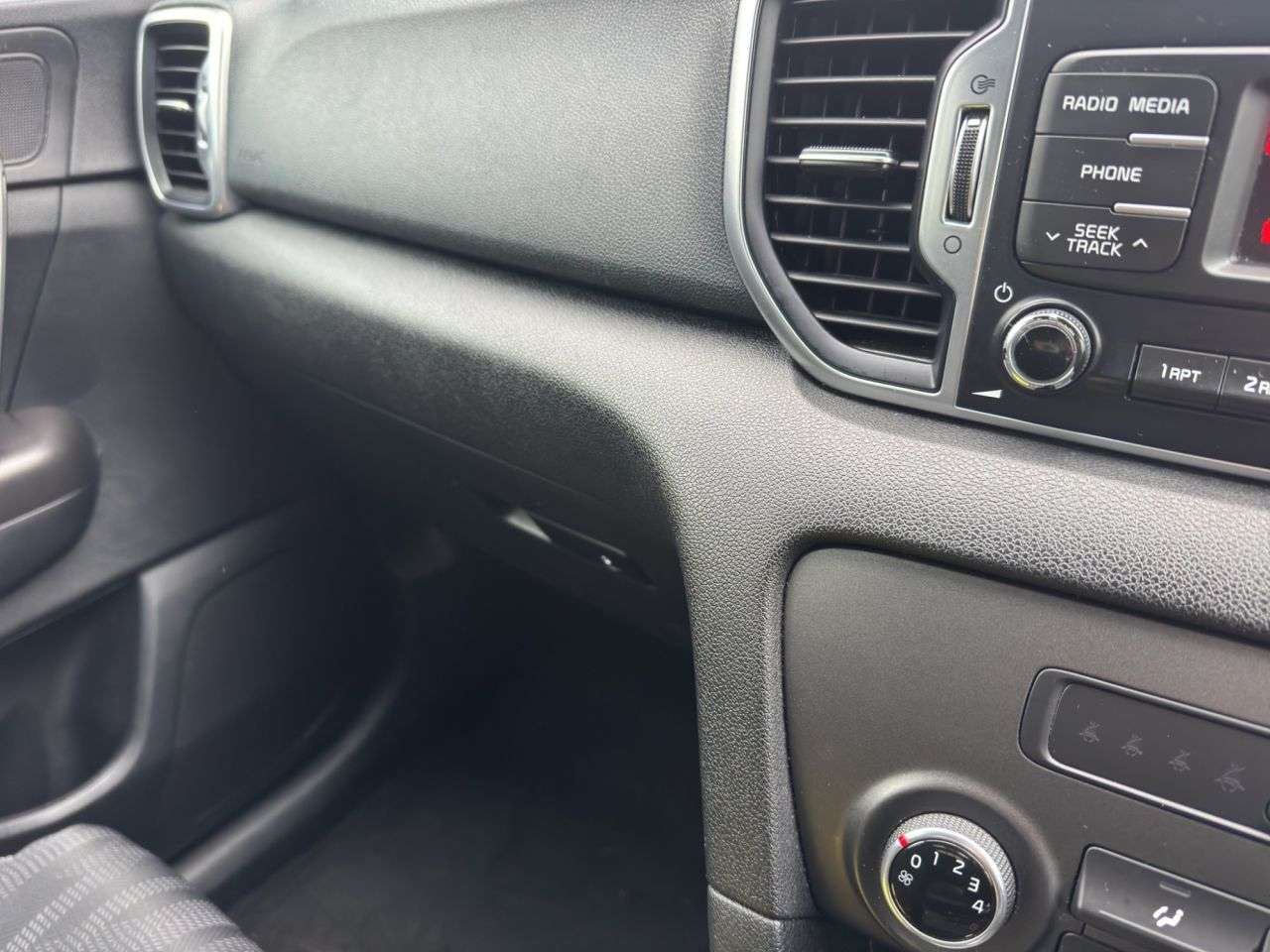 2017 KIA SPORTAGE 2017 KIA SPORTAGE