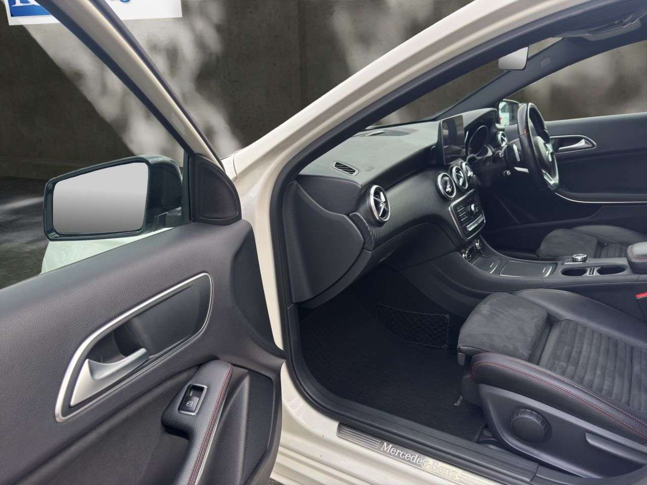 2016 MERCEDES-BENZ A-CLASS 2016 MERCEDES-BENZ A-CLASS