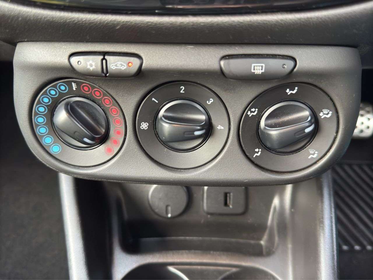 2016 VAUXHALL CORSA 2016 VAUXHALL CORSA