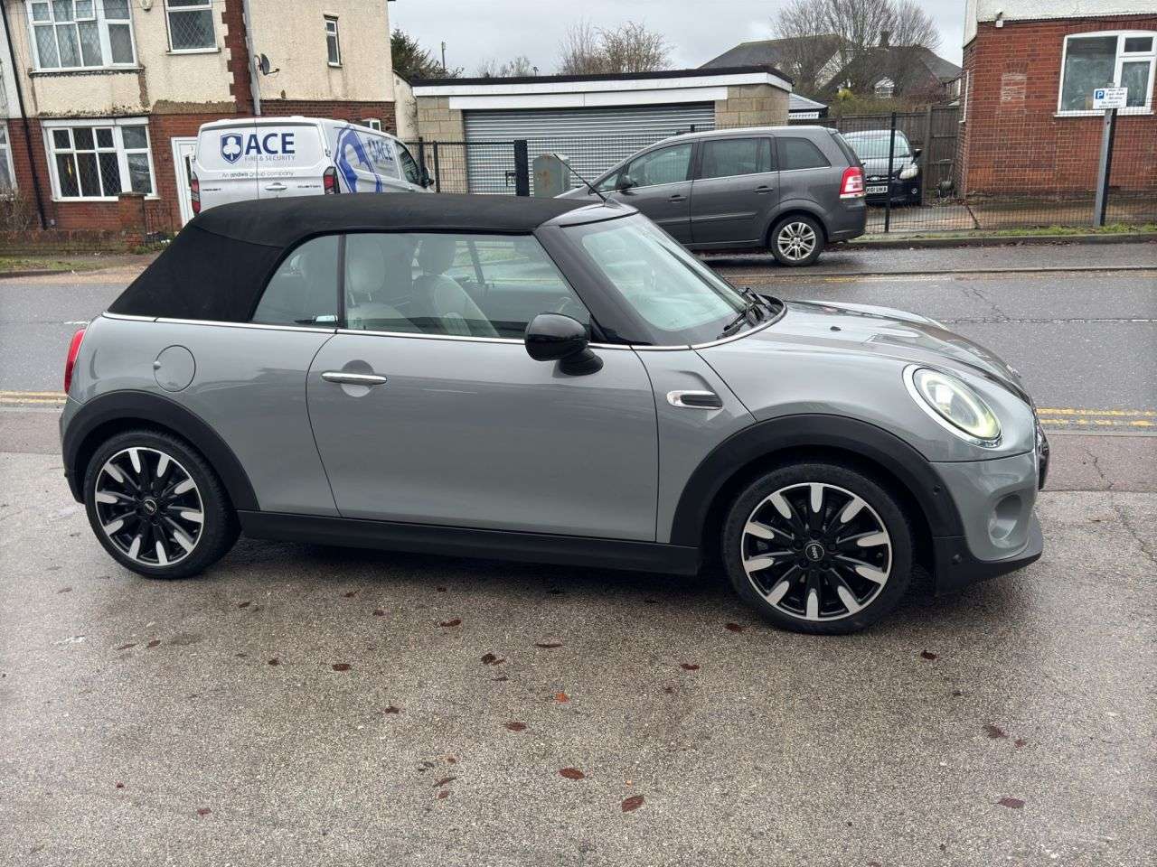 2018 MINI CONVERTIBLE 2018 MINI CONVERTIBLE