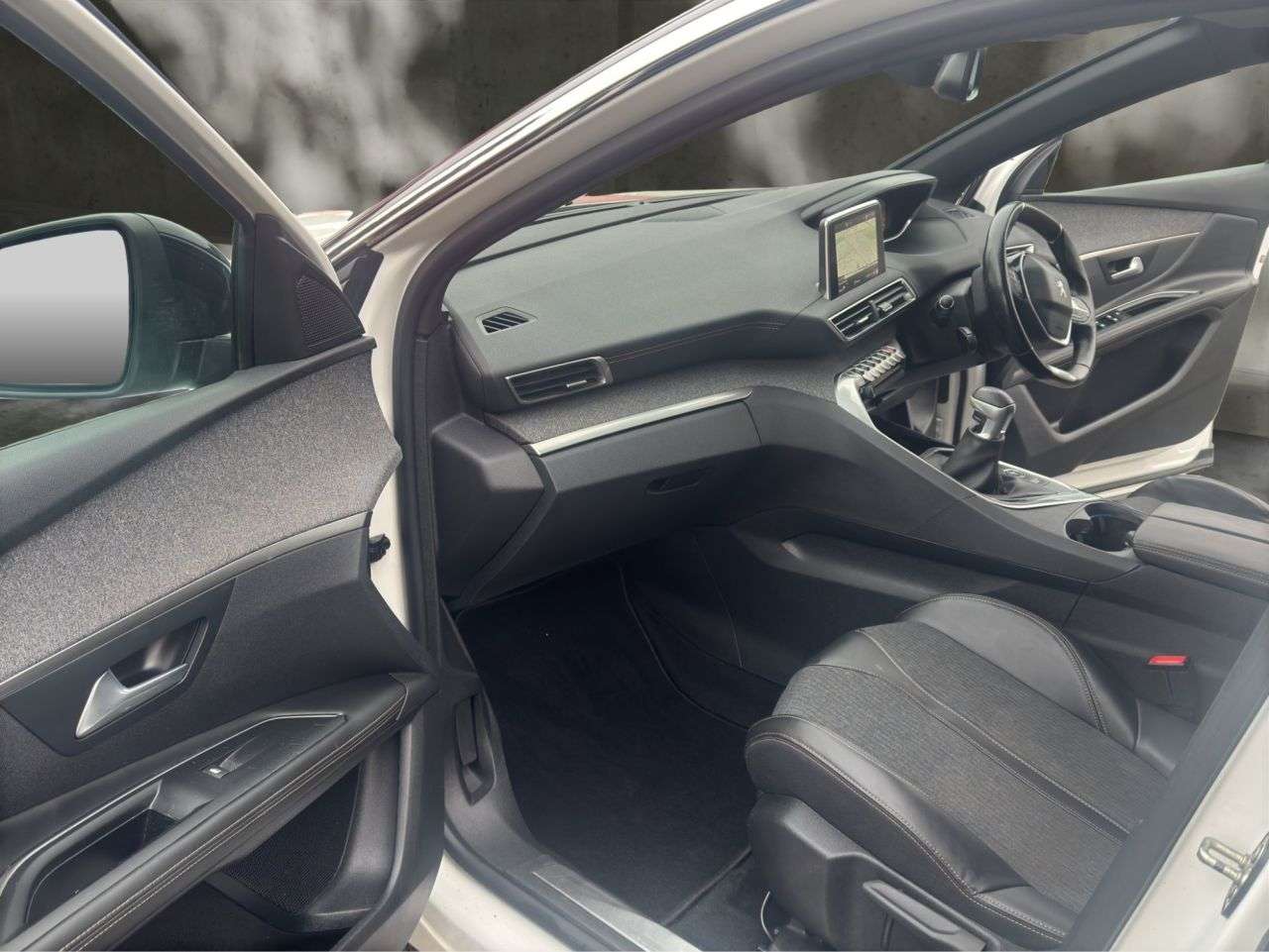 2018 PEUGEOT 3008 2018 PEUGEOT 3008