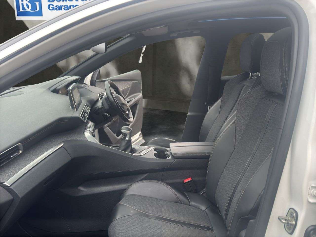 2018 PEUGEOT 3008 2018 PEUGEOT 3008