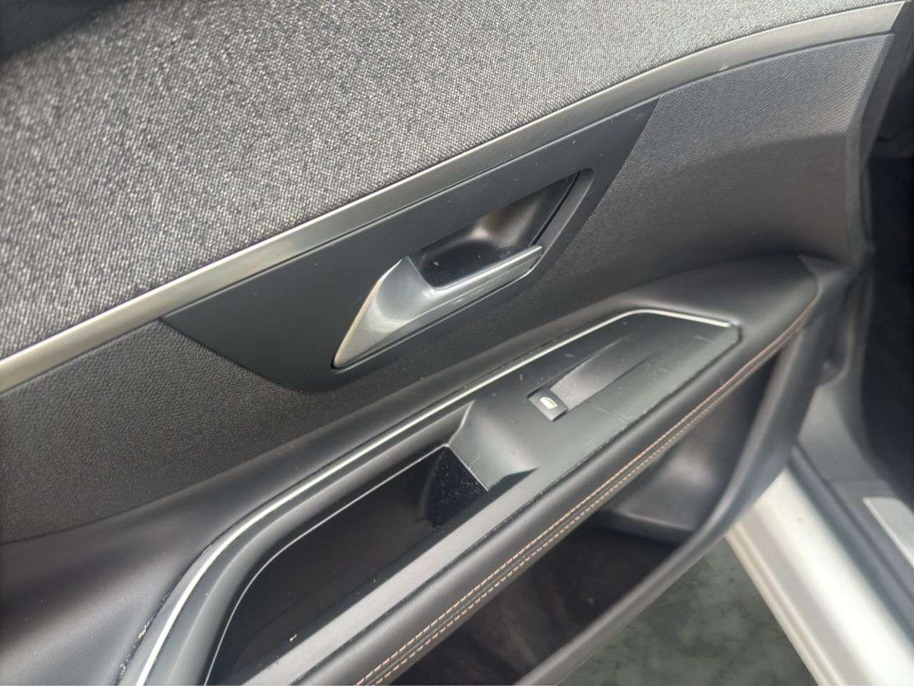 2018 PEUGEOT 3008 2018 PEUGEOT 3008