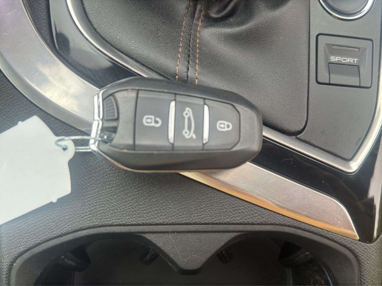 2018 PEUGEOT 3008 2018 PEUGEOT 3008