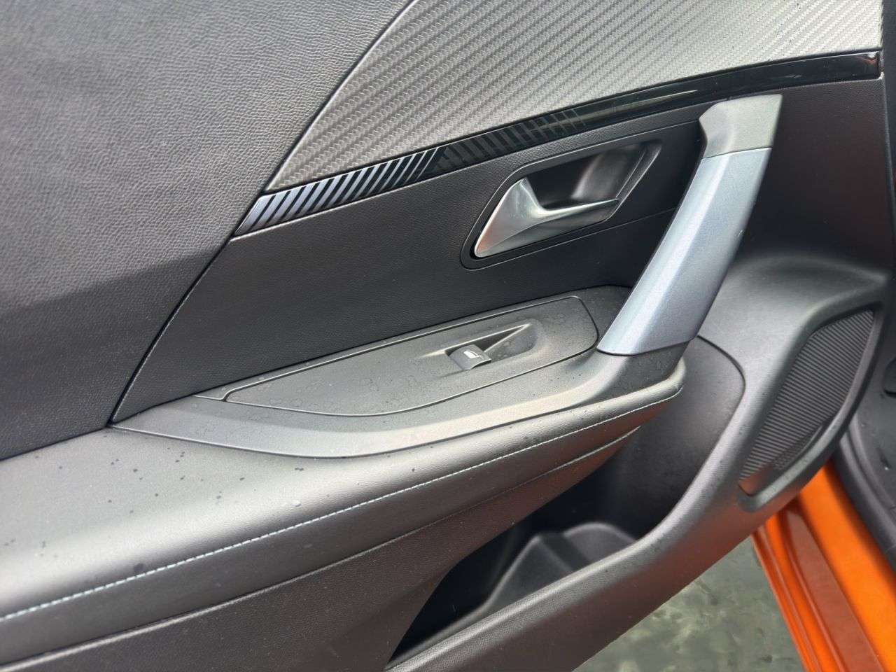 2020 PEUGEOT 2008 2020 PEUGEOT 2008