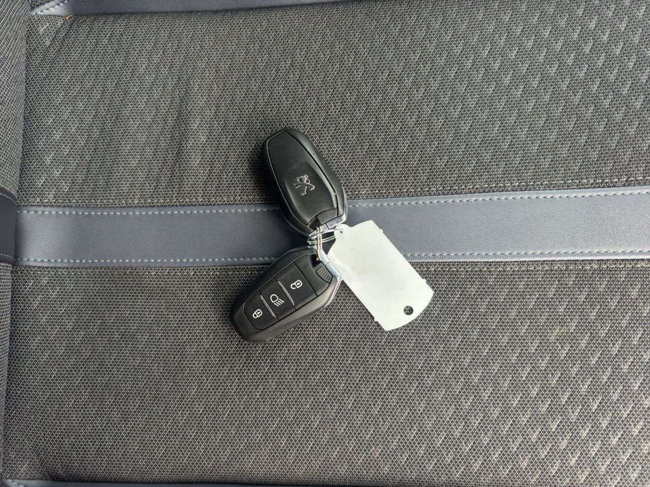 2020 PEUGEOT 2008 2020 PEUGEOT 2008