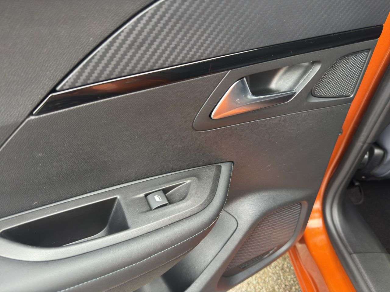 2020 PEUGEOT 2008 2020 PEUGEOT 2008