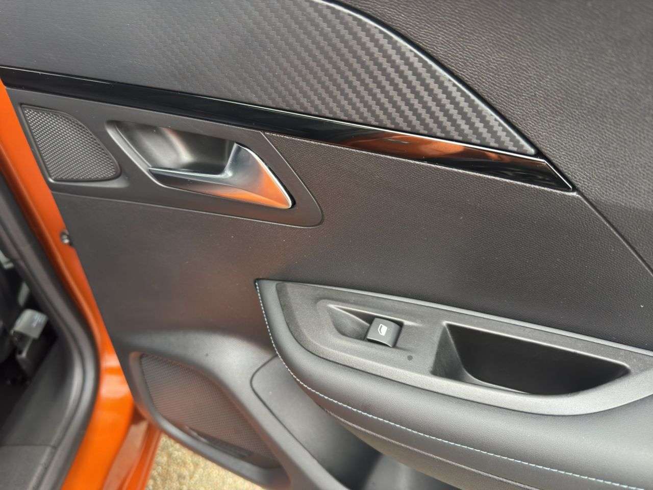 2020 PEUGEOT 2008 2020 PEUGEOT 2008