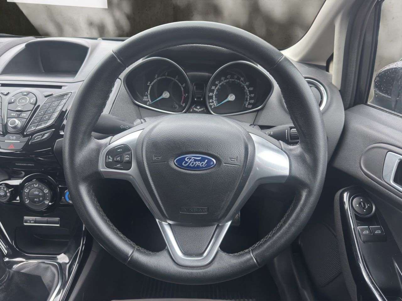 2015 FORD FIESTA 2015 FORD FIESTA