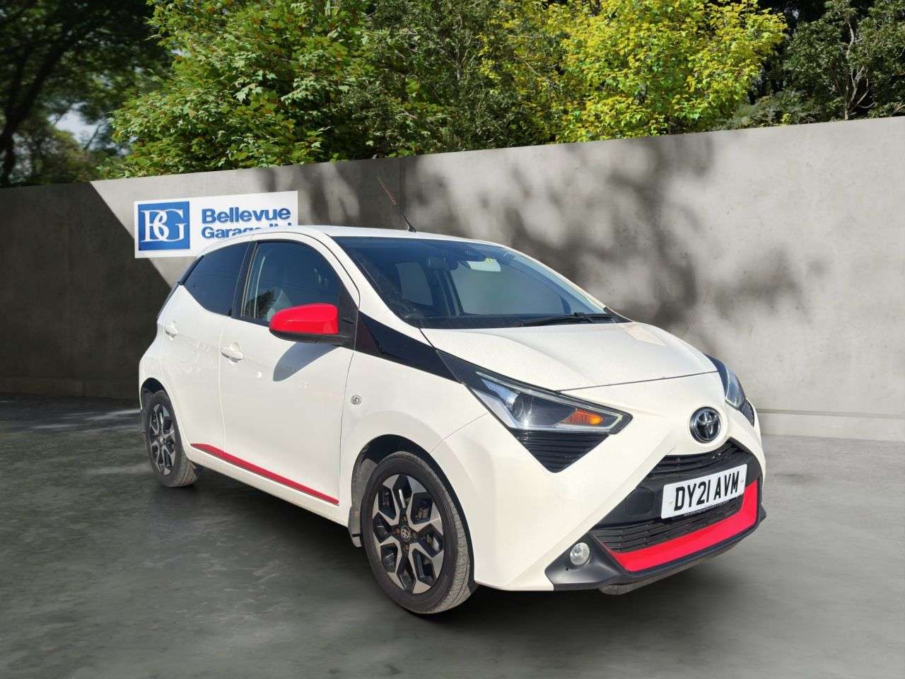 A 2021 TOYOTA AYGO 1.0 VVT-i x-trend Hatchback 5dr Petrol Manual Euro 6 (Safety Sense) (71 ps) A 2021 TOYOTA AYGO 1.0 VVT-i x-trend Hatchback 5dr Petrol Manual Euro 6 (Safety Sense) (71 ps)