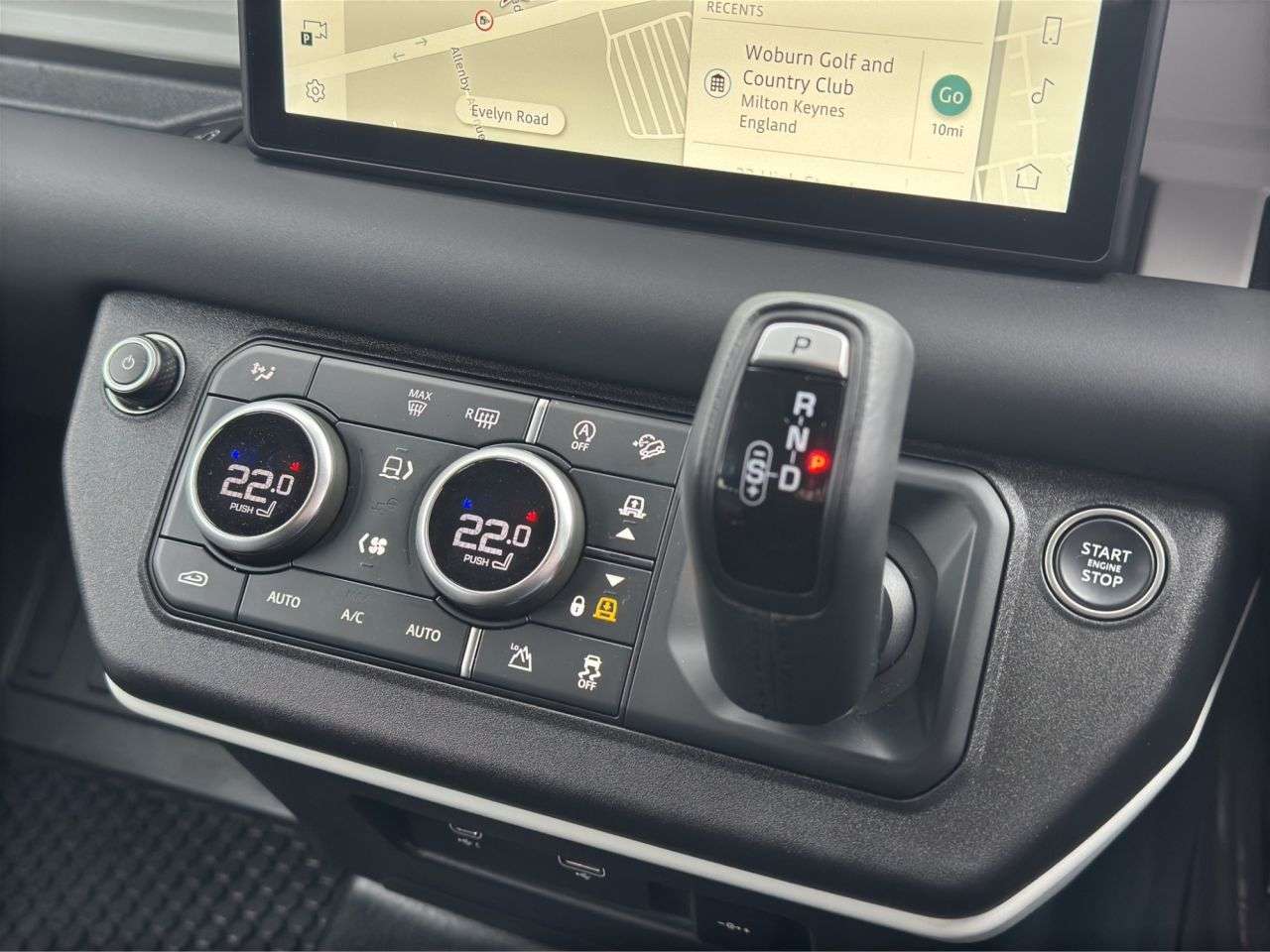 2024 LAND ROVER DEFENDER 2024 LAND ROVER DEFENDER