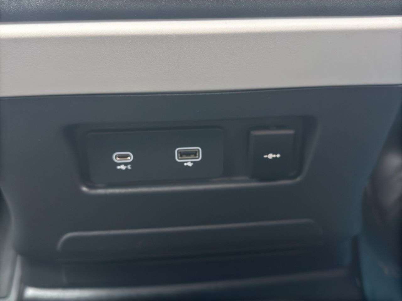 2024 LAND ROVER DEFENDER 2024 LAND ROVER DEFENDER