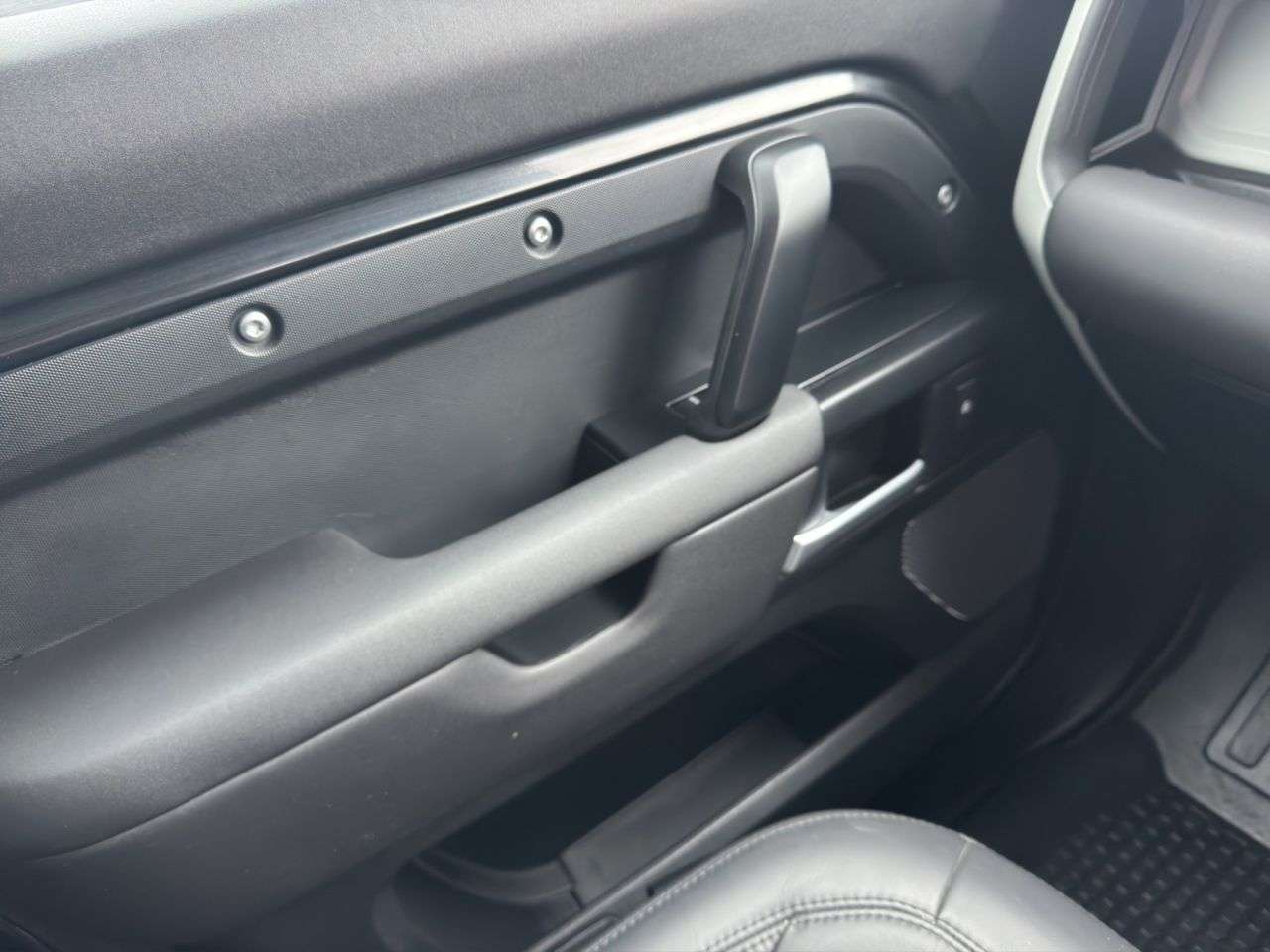 2024 LAND ROVER DEFENDER 2024 LAND ROVER DEFENDER